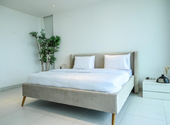 The Signature One-Bedroom Stay